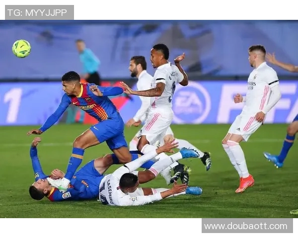 2016年皇马与巴萨经典对决回顾及战术分析