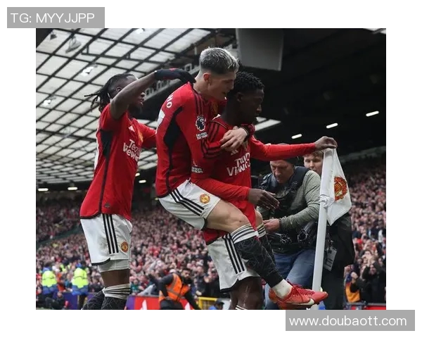 英超联赛焦点战伯恩利迎战曼联双方争夺三分精彩对决即将上演